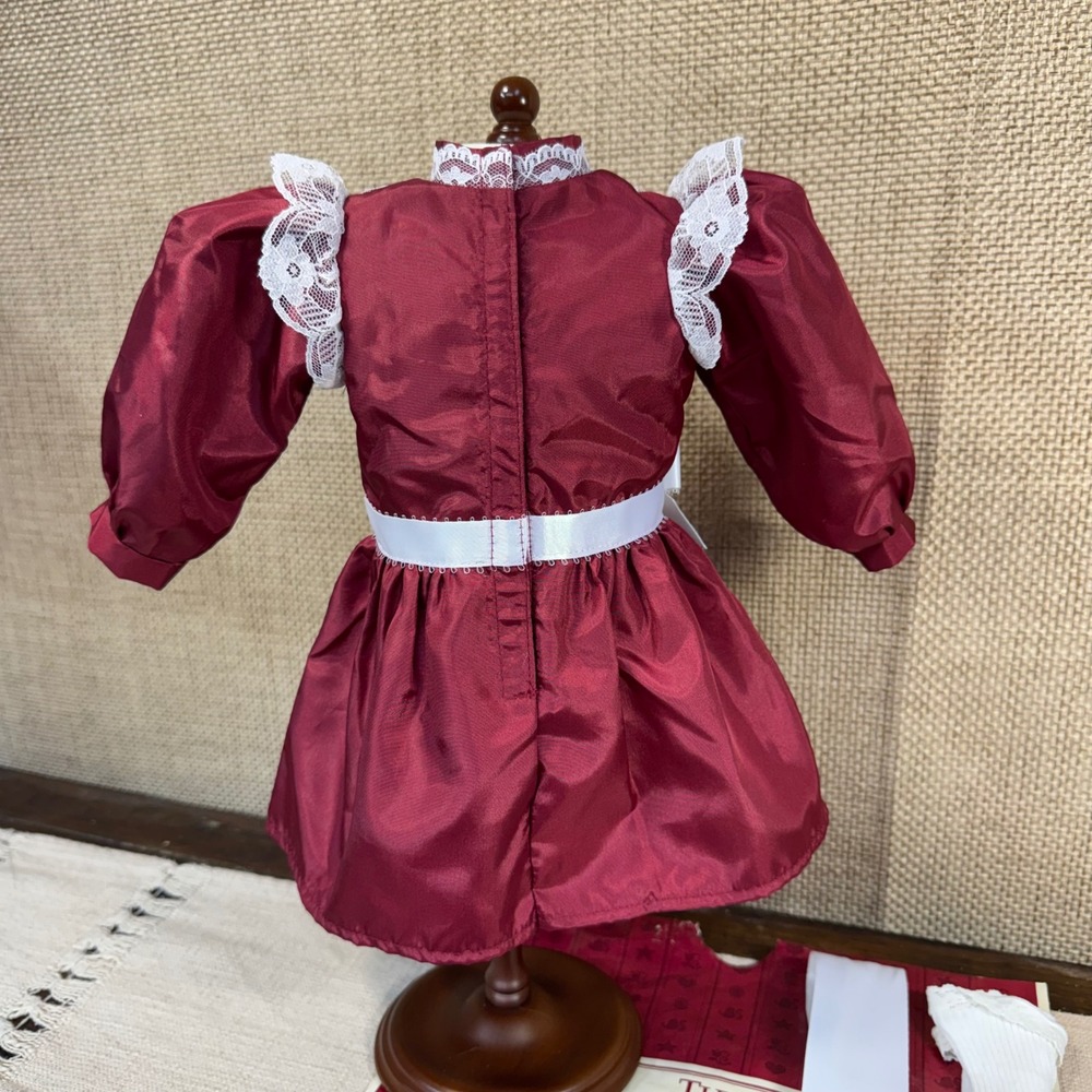 Pleasant Company American Girl Samantha Cranberry Christmas Dress Ribbon Tights - Picture 4 of 15